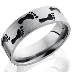 Style 103534: Titanium 7mm Flat Band with Footprint Pattern