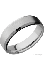 6 mm wide Beveled Titanium band.