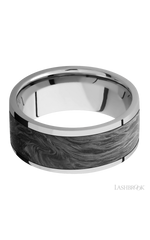 9 mm wide/Flat/Titanium band with one 7 mm Centered inlay of Forged Carbon Fiber.