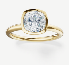 18k-yellow-gold-cushion-2ct