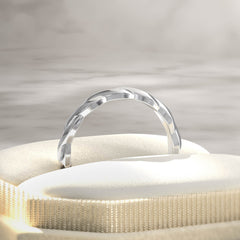 style-104513wb:-knife-edge-twisted-band