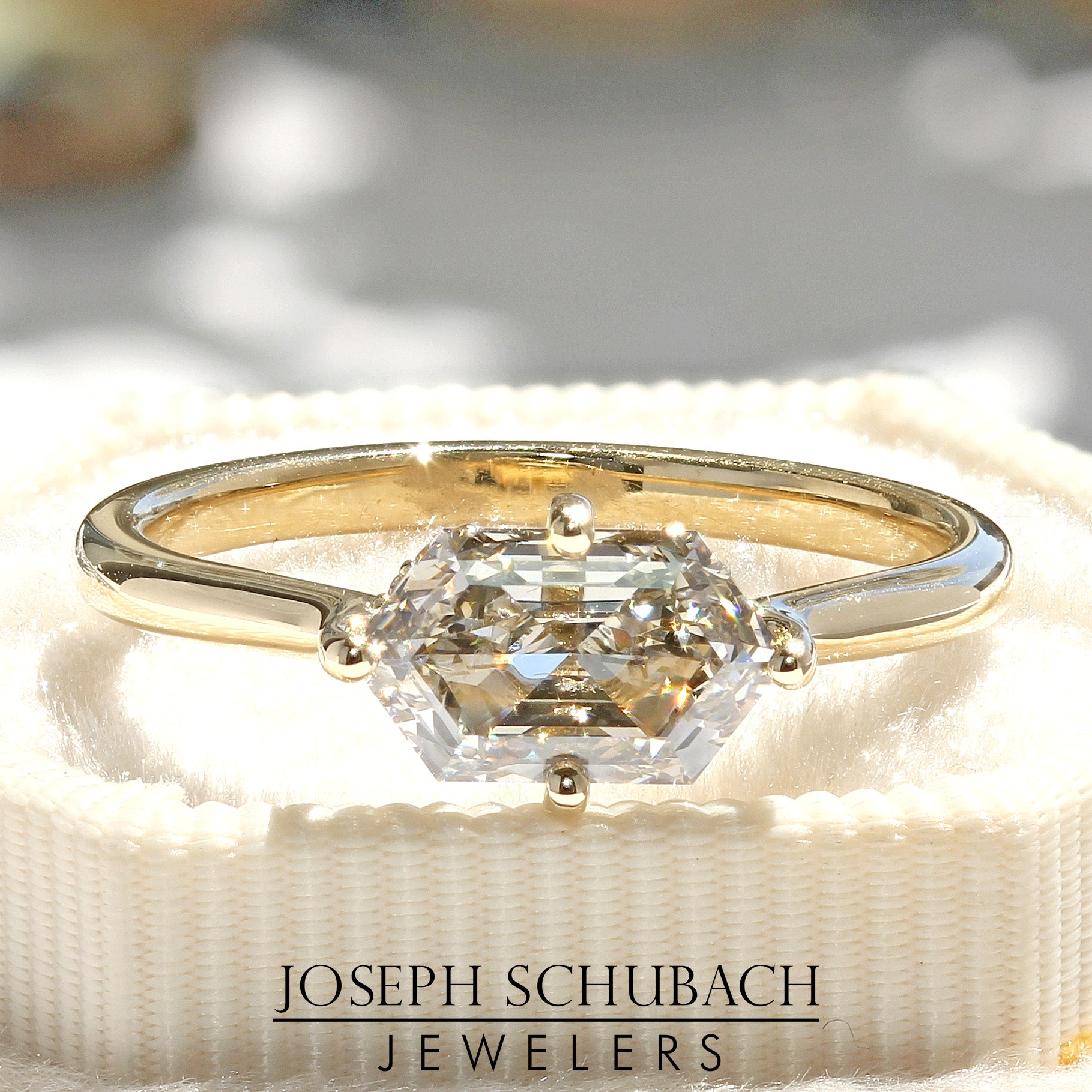 lab grown diamond engagement rings