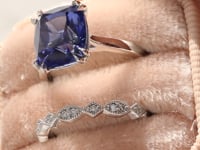 Style 103351: Marquise And Diamond Shape Wedding Band With Round Diamonds And Milgrain Edges