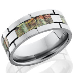 Style 103624: Titanium 8mm flat band with four segments of the Real Tree AP pattern