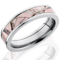Style 103613: Titanium 5mm Flat Band with 4mm of Pink Realtree AP Camo