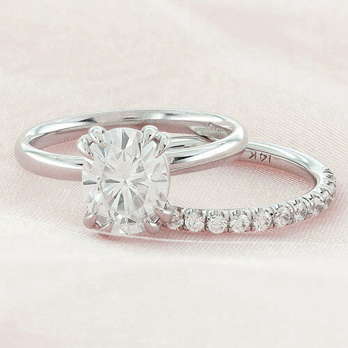 Matching Wedding Band and Scottsdale Solitaire Engagement Ring