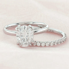Scottsdale Solitaire Engagement Ring with a Double Four Prong Head