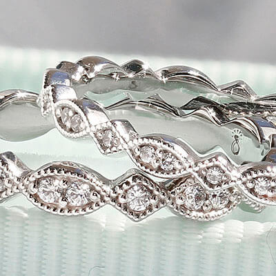 Style 103351: Marquise And Diamond Shape Wedding Band With Round Lab Diamonds And Milgrain Edges